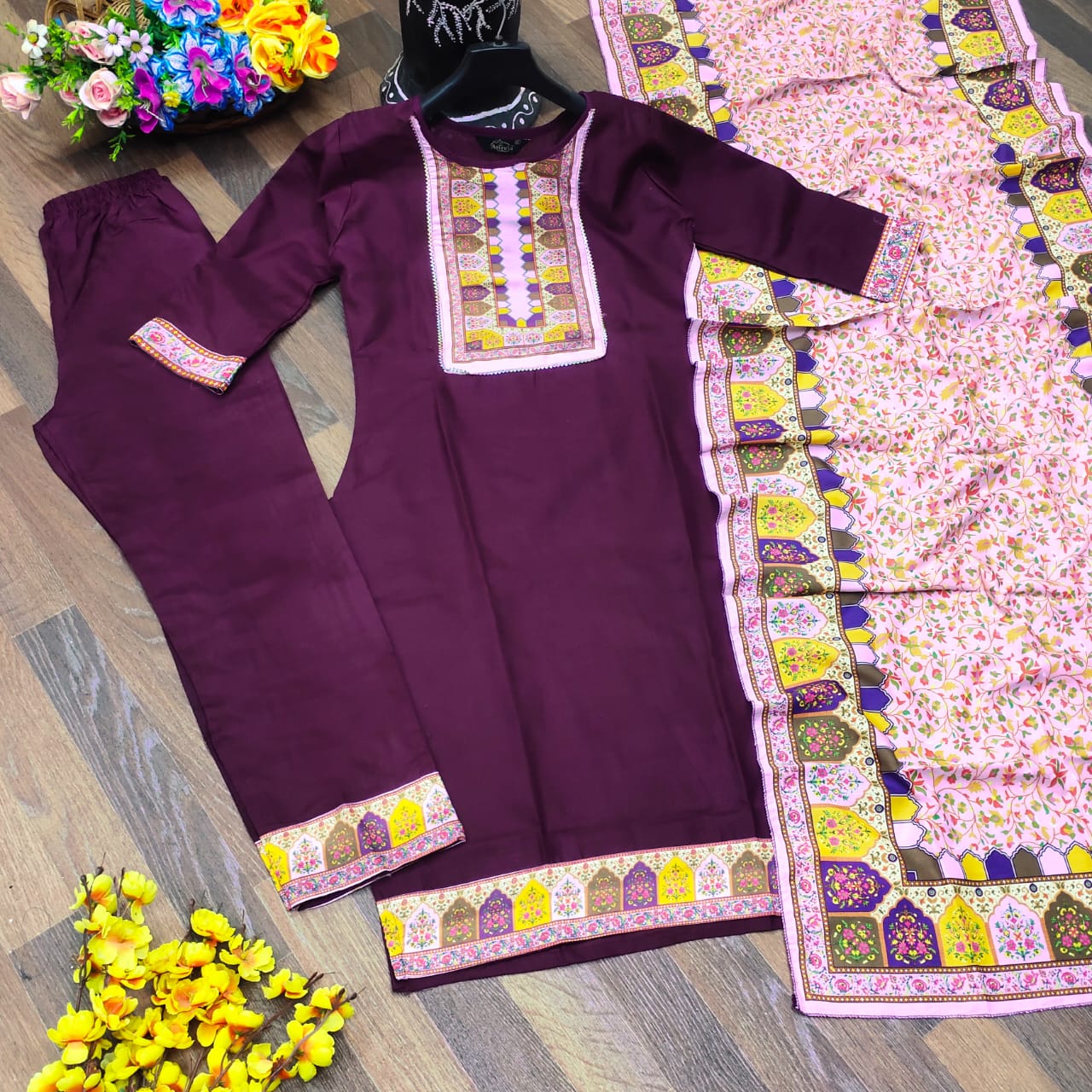 Shamal Printed Magic Cotton Kurti With Bottom Dupatta Wholesale Market In Surat
